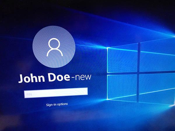 Windows 10 new User log-in Screen
