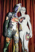 Die beiden Models im Ersten und Zweiten Rang der Artistinnen Bella Volen und Sabine Vogel, Swiss Bodypainting Day 2006, Hotel Seeburg, Luzern, Switzerland