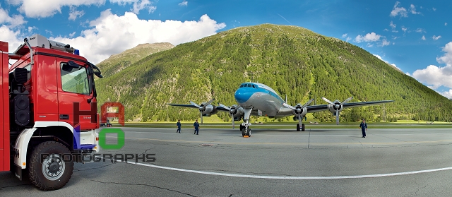 Engiadina Classics 2008, Airplane: Super-Constellation. Howard Hughes the designer of Super-Connie decided to apply 3 tailwings for this airplane to fit into the hangars of its client TWA - Trans World Airlines., Airport,Samedan, SWITZERLAND, private, aircraft, airshow, 82405-82409-flat.jpg