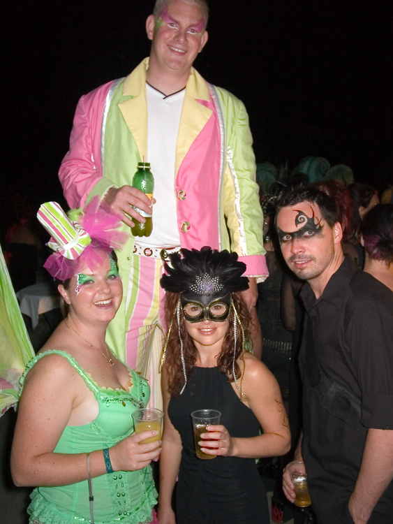 Art, Aufführung, Bodypainting, Color, Colors, Colour, Colours, Contest, Event, Farbe, Festival, Kunst, Körperbemalung, Körpermalerei, Modelle, Models, Model, Performance, Schminkkunst, Stage, Veranstaltung, Vorführung, WEB, Wettbewerb, some funloving party goers