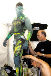 Art, Aufführung, Bodypainting, Color, Colors, Colour, Colours, Contest, Event, Farbe, Festival, Kunst, Körperbemalung, Körpermalerei, Modelle, Models, Model, Performance, Schminkkunst, Stage, Veranstaltung, Vorführung, WEB, Wettbewerb, Joe Drobar at work
