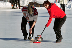Curling, Openair, Andri Wallnöfer und Karin Ming; Team Sils Juniors