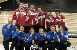 Gold Medals for the Juniors:, Team-Switzerland: Peter de Cruz, Benoît Schwarz, Roger Gulka, Valetin Tanner, Dominik Märki, Team-Sweden, CK Granit-Gävle: Anna Hasselborg, Jonna McManus, Agnes Knochenhauer, Anna Huhta, Sara McManus