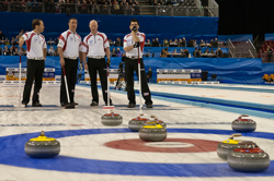 Curling, Sport, World Men's Chamionship, Scotland vs. Canda, Scroe 7 : 8, Team Scotland: Brewster Tom, Drummond Greg, Andrews Scott, Goodfellow Michael, Edwards David.
Team Canada: Howard Glen, Middaugh Wayne, Laing Brent, Savill Craig, Howard Scott.