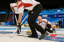 Curling, Sport, World Men's Chamionship, Scotland vs. Canda, Scroe 7 : 8, Team Scotland: Brewster Tom, Drummond Greg, Andrews Scott, Goodfellow Michael, Edwards David.
Team Canada: Howard Glen, Middaugh Wayne, Laing Brent, Savill Craig, Howard Scott.