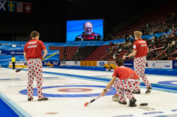 Curling, Sport, World Men's Chamionship, Norway vs. Sweden, Score 8 : 9, Team Norway: Ulsrud Thomas, Nergaard Torger, Svae Christoffer, Petersson Haavard Vad, Loevold Thomas.
Team Sweden: Kraupp Sepbastian, Lindberg Frederik, Eriksson Oskar, Kjaell Viktor, Edin Niklas.