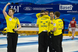 Curling, Sport, World Men's Chamionship, Norway vs. Sweden, Score 8 : 9, Team Norway: Ulsrud Thomas, Nergaard Torger, Svae Christoffer, Petersson Haavard Vad, Loevold Thomas.
Team Sweden: Kraupp Sepbastian, Lindberg Frederik, Eriksson Oskar, Kjaell Viktor, Edin Niklas.