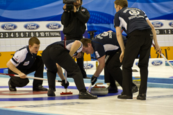 Curling, Sport, World Men's Chamionship, Scotland vs. Canda, Scroe 7 : 8, Team Scotland: Brewster Tom, Drummond Greg, Andrews Scott, Goodfellow Michael, Edwards David.
Team Canada: Howard Glen, Middaugh Wayne, Laing Brent, Savill Craig, Howard Scott.