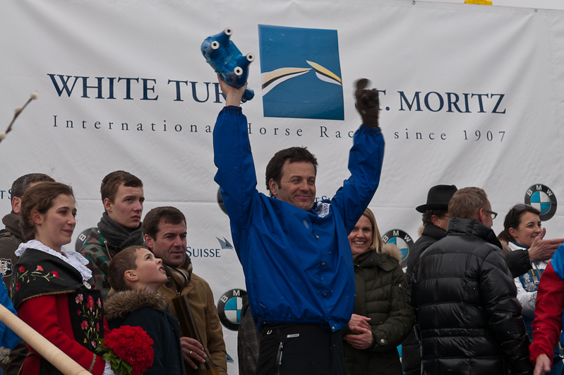 Credit Suisse Skijöring Trophy 2012, Sieger, Winner - Pferd: Schützenjunker / Jockey: Daniele Porcu / Owner: Philipp Schärer Graubünden, Horse Race, Snow, Sport, St. Moritz, Switzerland, White Turf, Winter