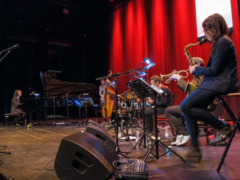 SWR NEWJazz Meeting 2014, im.pro.vise: Jacob Sacks, Klavier / Joe Martin, Bass / RJ Miller, Schlagzeug / 
Jakob Bro, elektrische Gitarre / Kirk Knuffke, Kornett / Melissa Aldana, Tenorsaxofon