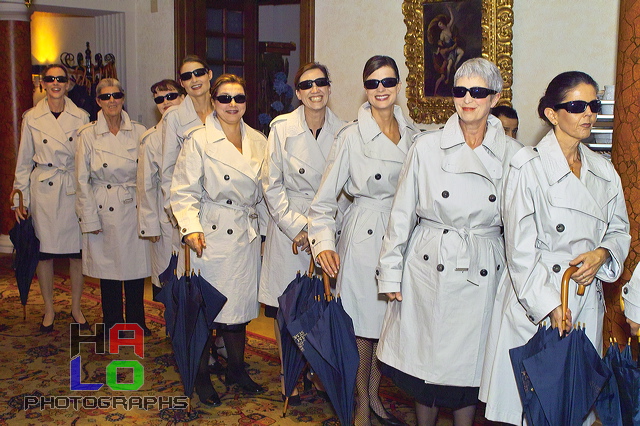 Chor: (vlnr)<br>Elisabeth Escher, Silvana Feuerstein, Elisabeth Flury, Anna Bisaz, Barbara Picenoni, Barbara Schellenberg, Muriel de Preux, Heidi Buess und Sabina Wyss. Chor: (vlnr)<br>Elisabeth Escher, Silvana Feuerstein, Elisabeth Flury, Anna Bisaz, Barbara Picenoni, Barbara Schellenberg, Muriel de Preux, Heidi Buess und Sabina Wyss., Opera, Il Pirata, Hotel Kulm, St. Moritz, Grisons, Switzerland, sdim1216.jpg