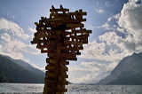 Free floating Sculputres of Rocks and Wood / frei schwebende Skulpturen aus Stein und Holz, lAKE aRT sILVAPLANA, temporary Art at Lej da Silvaplana, Silvaplana, Grisons, Switzerland