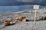 Floating Sculputres of Wood and Rocks / Schwebende Skulpturen aus Holz und Stein, lAKE aRT sILVAPLANA, temporary Art at Lej da Silvaplana, Silvaplana, Grisons, Switzerland