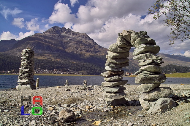 Floating Sculputres of Wood and Rocks / Schwebende Skulpturen aus Holz und Stein, lAKE aRT sILVAPLANA, Seeufer, Silvaplana, Grisons, Switzerland, img14373.jpg