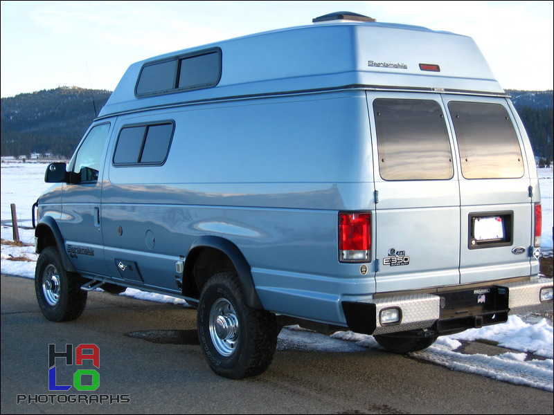 Exterior Introduction of Big Blue, The Base has been raised, additional heavy-duty shock absorbers prevent it from swinging allowing a comfortable cruising speed of 75mph. When it gets rough, the 4-Wheel Drive can be engaged when needed. Ideal for cross-country travelling with a fuel range of a great 850+ Miles., Truckee, California, Big Blue, img_0319.jpg