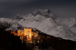 Chalanda Glüna plaina, Chalanda Glüna - die Vollmondnächte zur Monatswende im März 2010 bescheerten phantstische Szenierien., environment, scenery, sky, moon, full moon, ecology, ecosystem, environmentalism, nature, skies, Grisons, Switzerland, Hotel Waldhaus, Sils/Segl, Switzerland